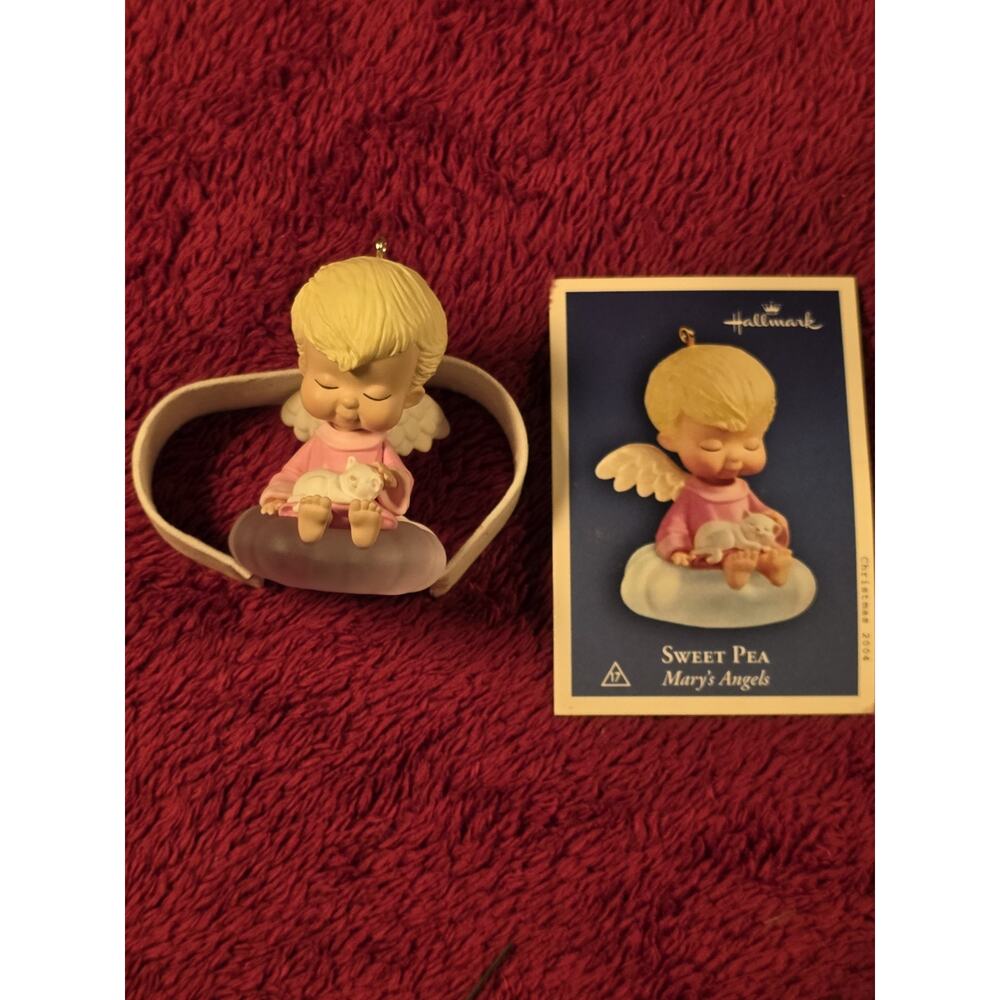 2004 Hallmark Keepsake Sweet Pea Mary’s Angels #17 Ornament Angel w/ Kitten